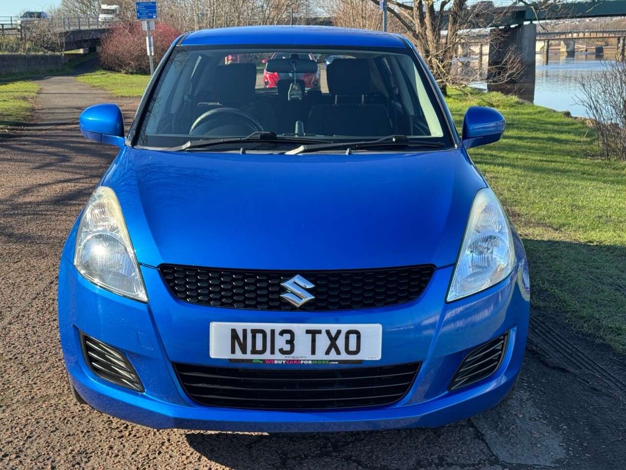 A 2013 SUZUKI SWIFT 1.2 SZ2 Hatchback 5dr Petrol Manual Euro 5 (94 ps) A 2013 SUZUKI SWIFT 1.2 SZ2 Hatchback 5dr Petrol Manual Euro 5 (94 ps)