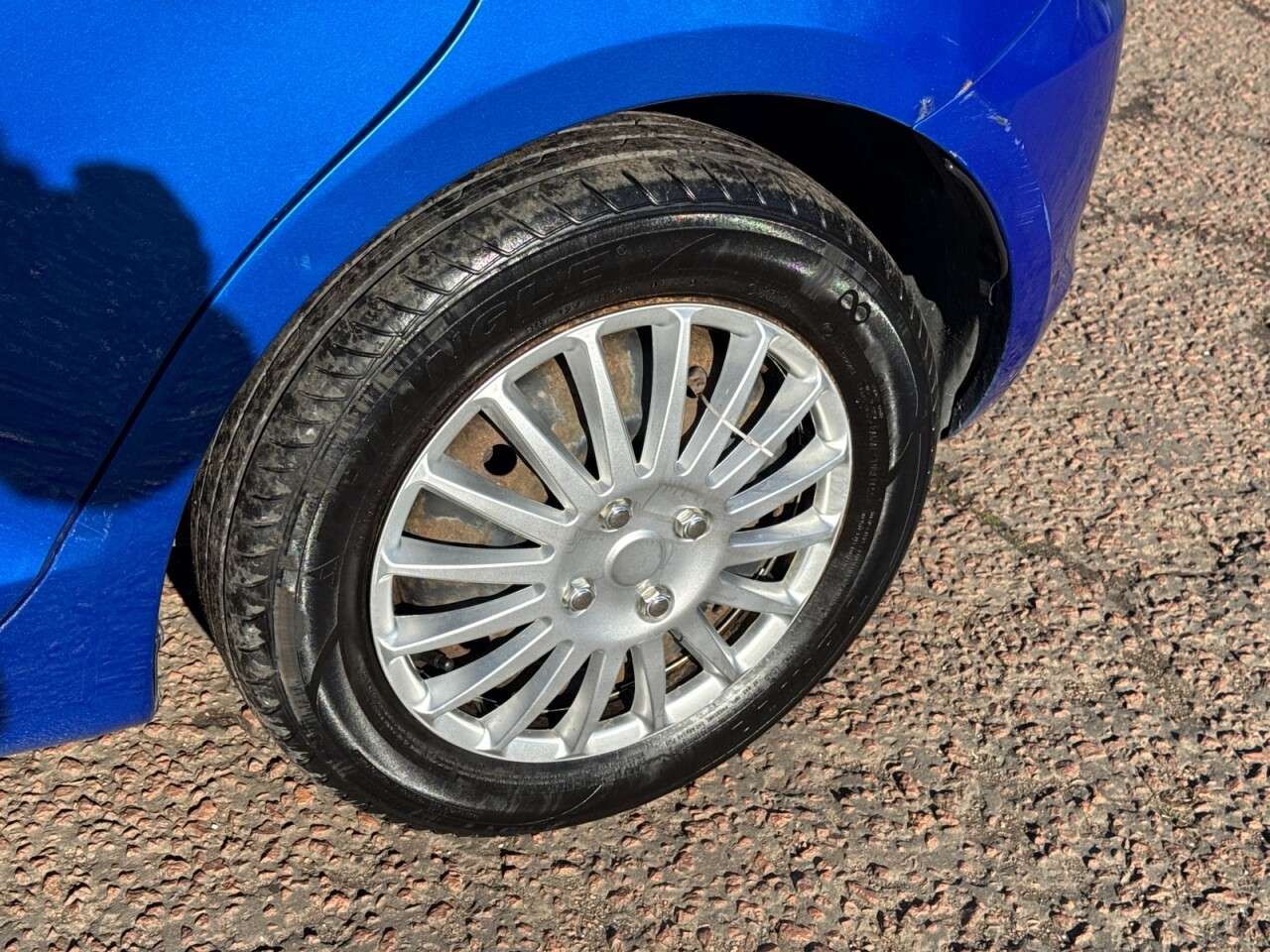 2013 SUZUKI SWIFT 2013 SUZUKI SWIFT