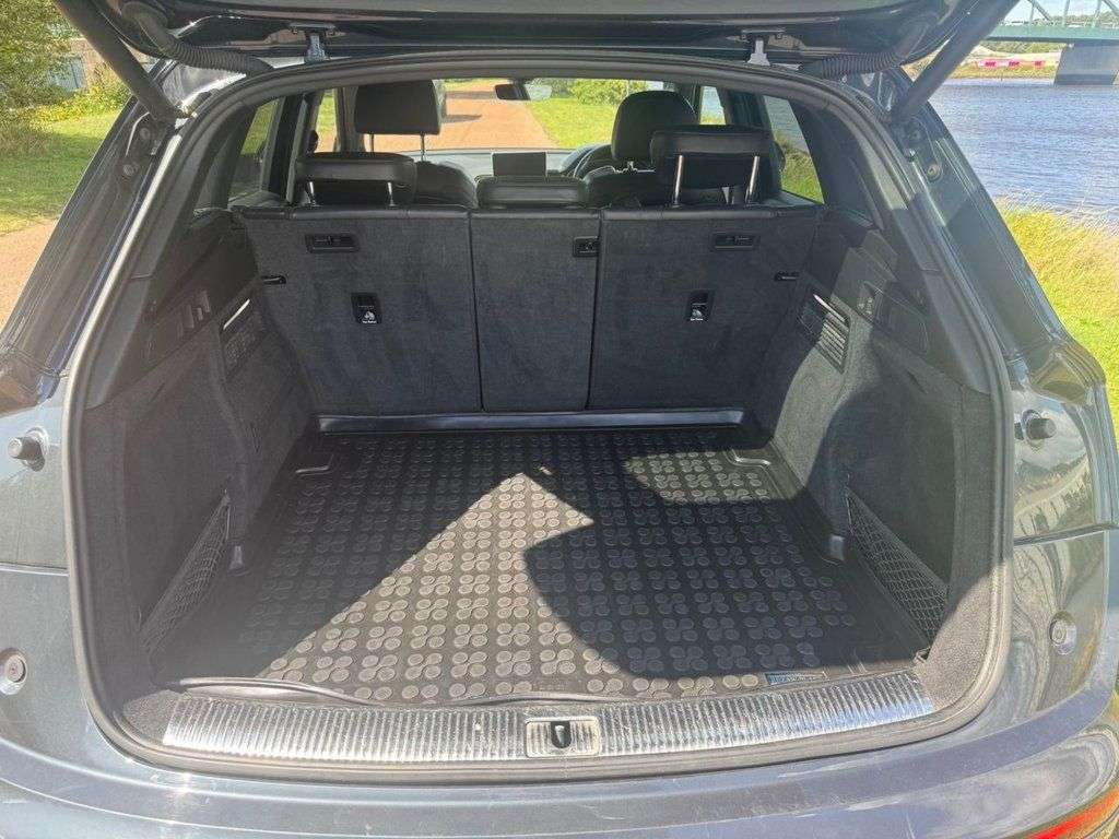 2017 AUDI Q5 2017 AUDI Q5