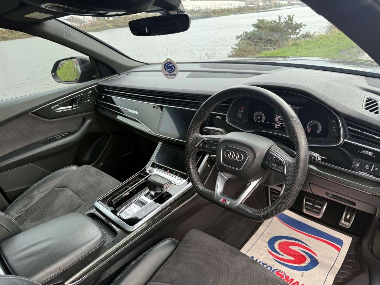 2019 AUDI Q8 2019 AUDI Q8