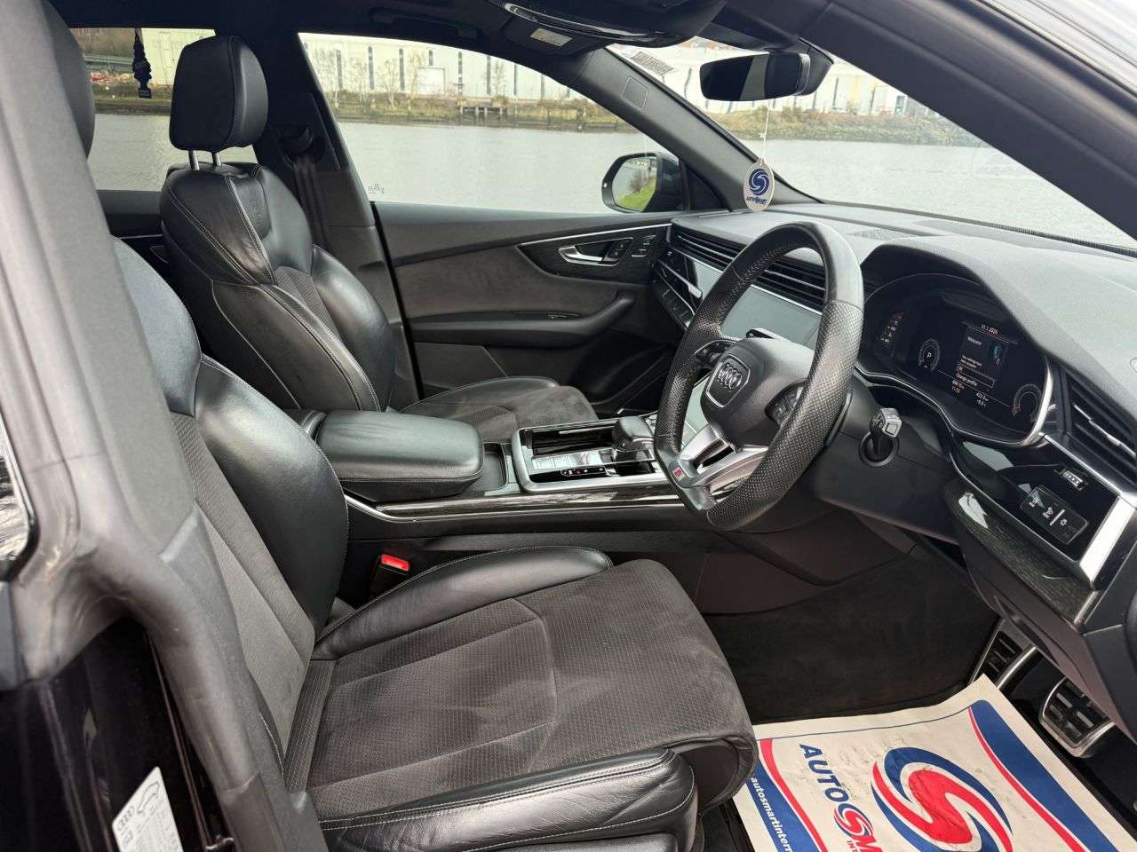 2019 AUDI Q8 2019 AUDI Q8