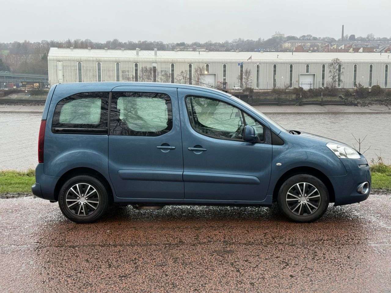 A 0 PEUGEOT PARTNER TEPEE 1.6 HDi Tepee S MPV 5dr Diesel Manual (135 g/km, 92 bhp) **WHEELCHAIR ACCES A 0 PEUGEOT PARTNER TEPEE 1.6 HDi Tepee S MPV 5dr Diesel Manual (135 g/km, 92 bhp) **WHEELCHAIR ACCES