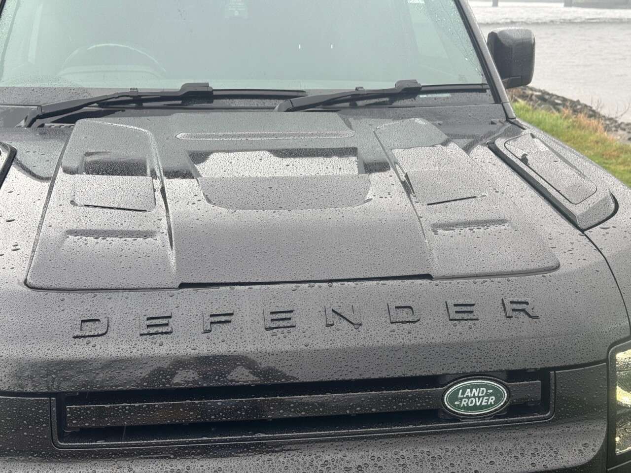 A 2021 LAND ROVER DEFENDER 3.0 D250 MHEV X-Dynamic SE SUV 3dr Diesel Auto 4WD Euro 6 (s/s) (250 ps) ** A 2021 LAND ROVER DEFENDER 3.0 D250 MHEV X-Dynamic SE SUV 3dr Diesel Auto 4WD Euro 6 (s/s) (250 ps) **