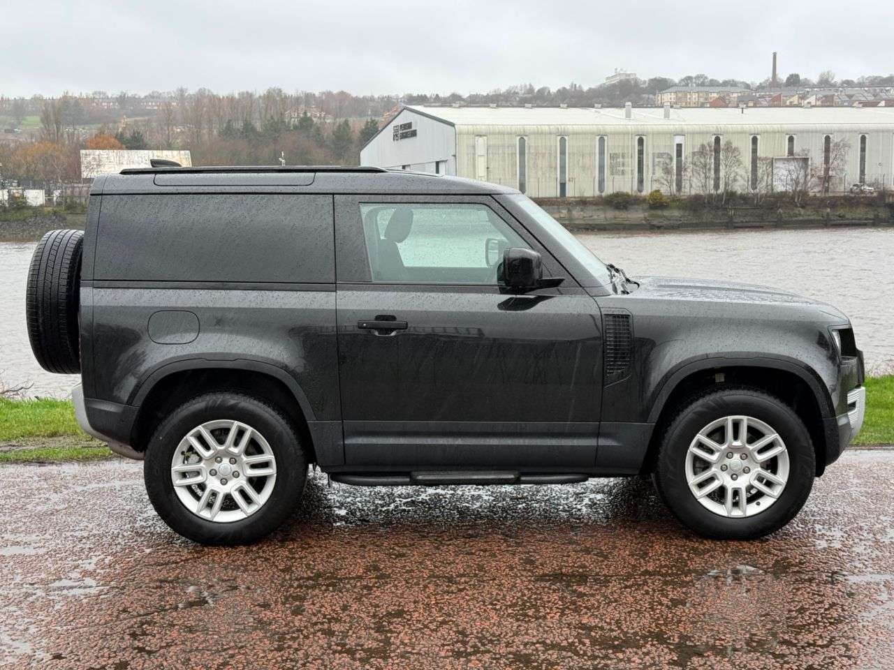 A 2024 LAND ROVER DEFENDER 3.0 D250 MHEV Hard Top SUV 3dr Diesel Auto 4WD SWB Euro 6 (s/s) (250 ps) ** A 2024 LAND ROVER DEFENDER 3.0 D250 MHEV Hard Top SUV 3dr Diesel Auto 4WD SWB Euro 6 (s/s) (250 ps) **