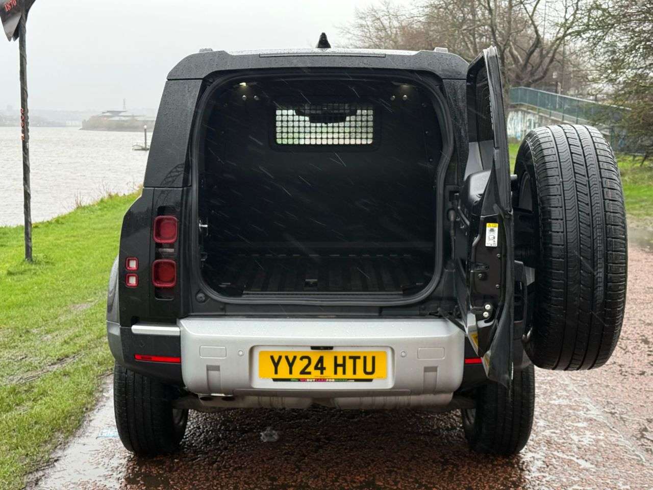2024 LAND ROVER DEFENDER 2024 LAND ROVER DEFENDER