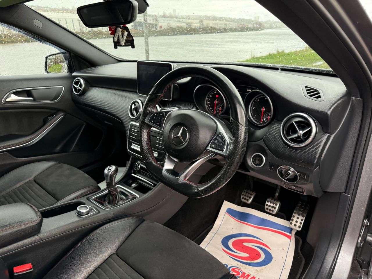 2015 MERCEDES-BENZ A-CLASS 2015 MERCEDES-BENZ A-CLASS