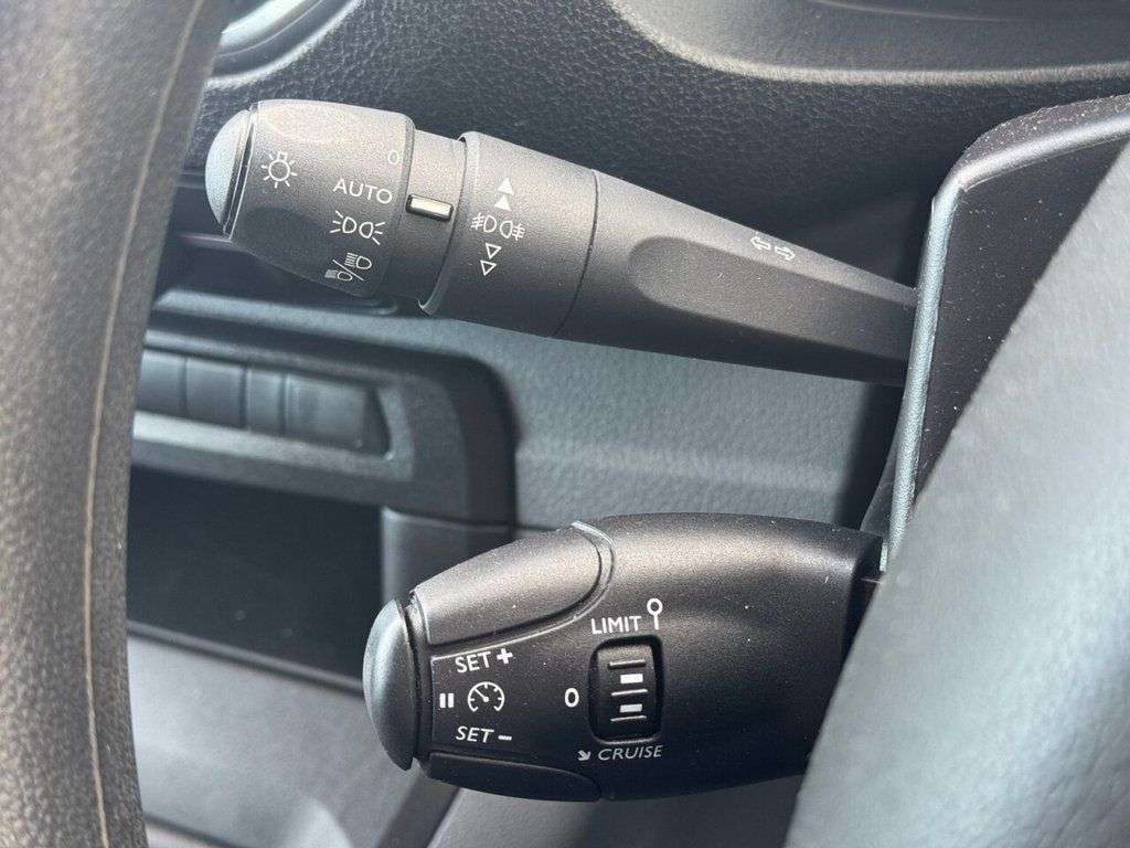 2019 VAUXHALL VIVARO 2019 VAUXHALL VIVARO