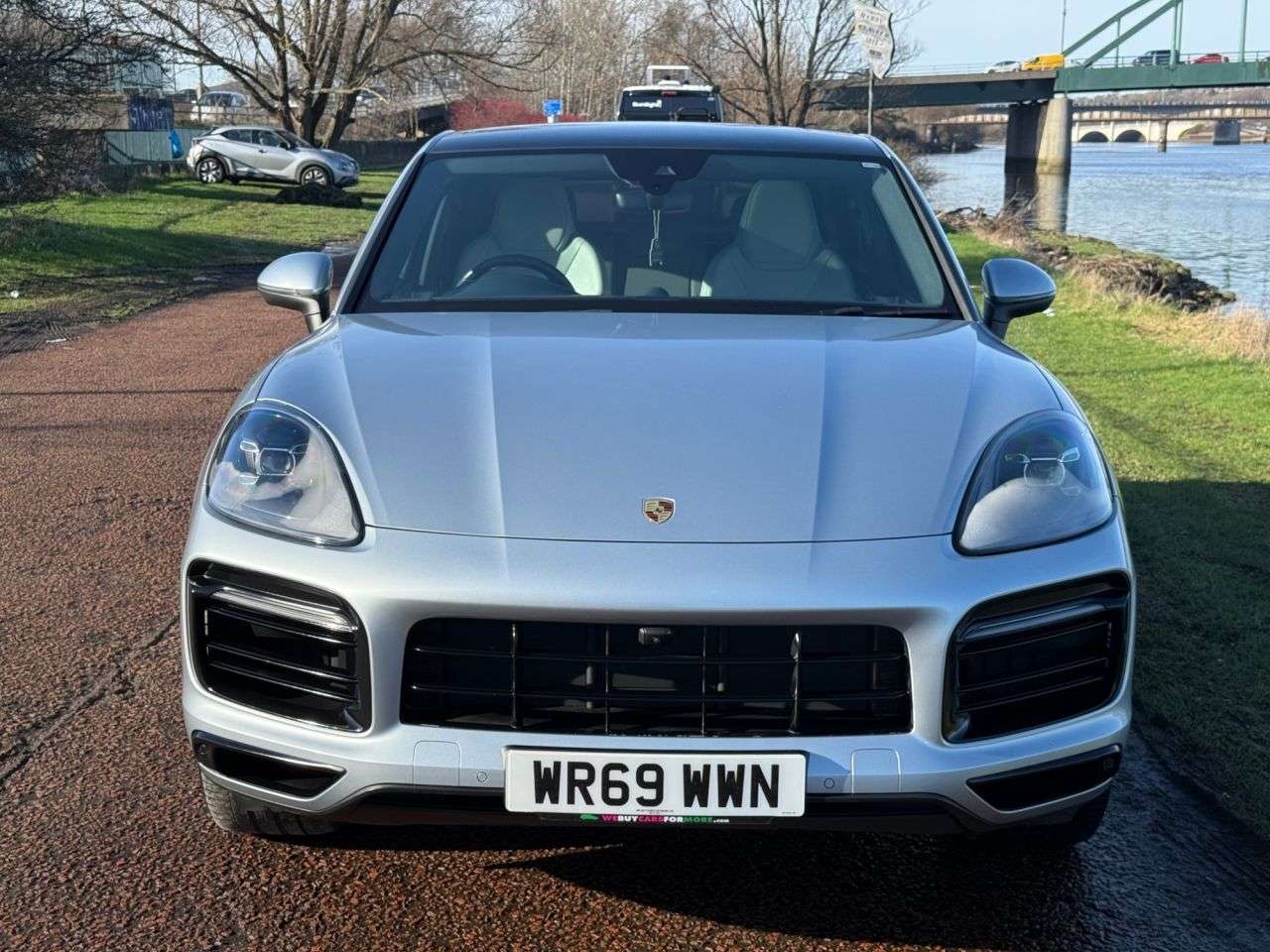 A 2019 PORSCHE CAYENNE 3.0T V6 Coupe 5dr Petrol TiptronicS 4WD Euro 6 (s/s) (340 ps) **PAN ROOF** A 2019 PORSCHE CAYENNE 3.0T V6 Coupe 5dr Petrol TiptronicS 4WD Euro 6 (s/s) (340 ps) **PAN ROOF**