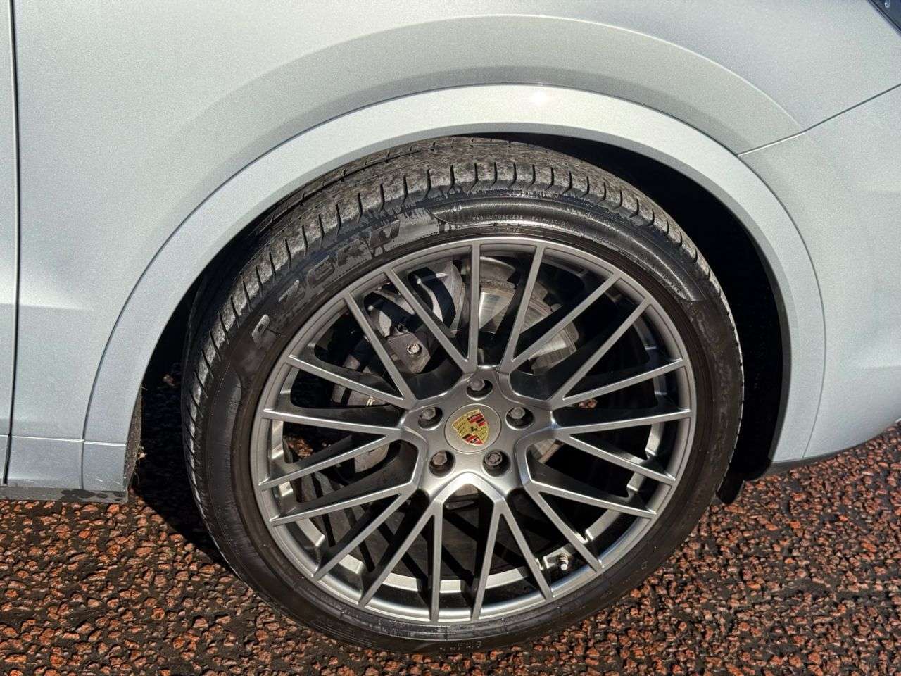 2019 PORSCHE CAYENNE 2019 PORSCHE CAYENNE