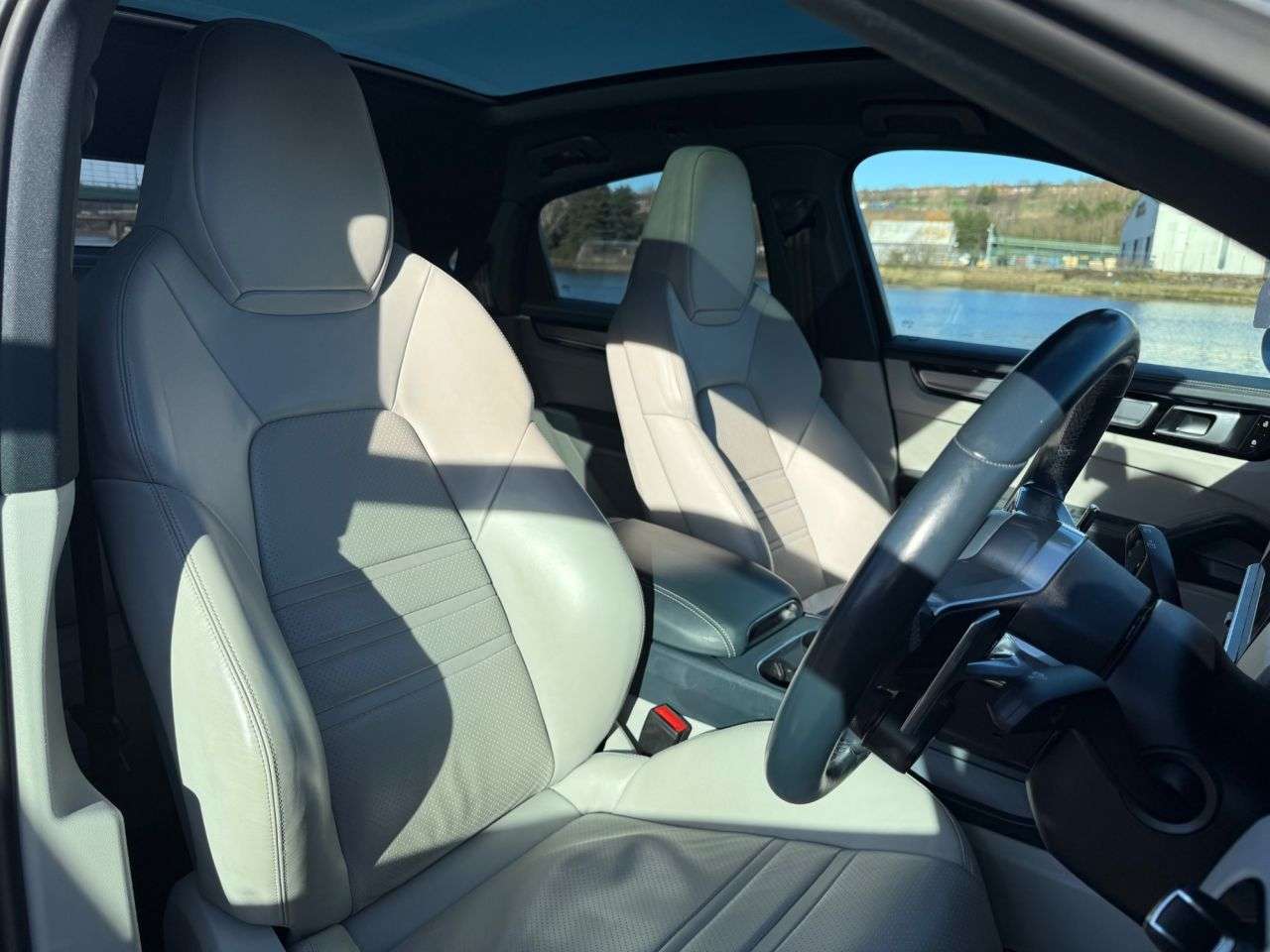 2019 PORSCHE CAYENNE 2019 PORSCHE CAYENNE