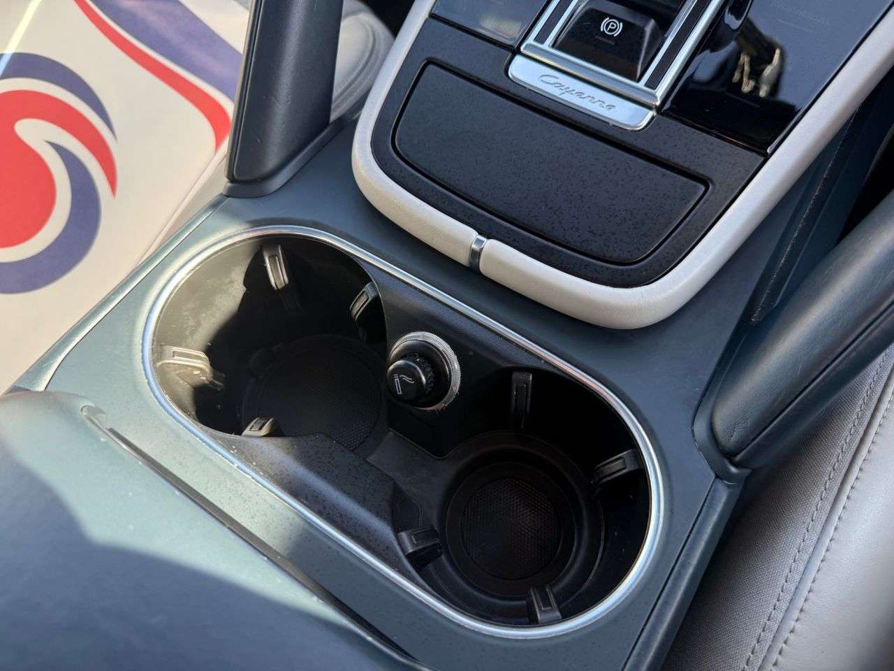 2019 PORSCHE CAYENNE 2019 PORSCHE CAYENNE