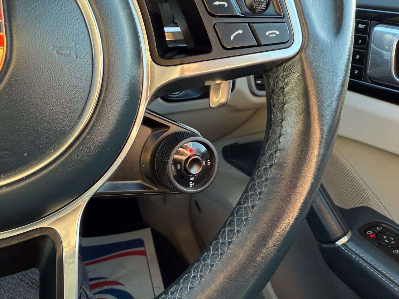 2019 PORSCHE CAYENNE 2019 PORSCHE CAYENNE