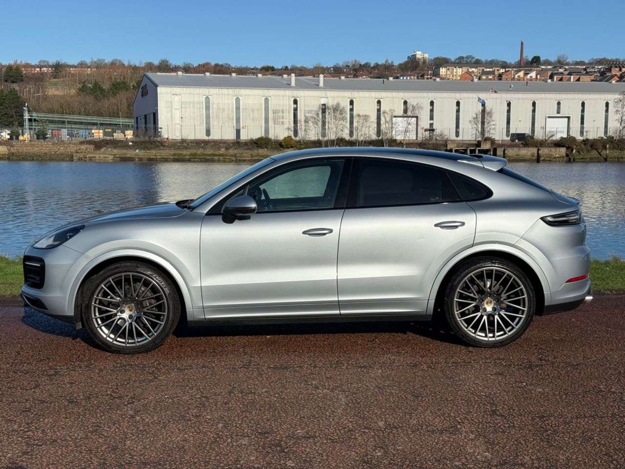 2019 PORSCHE CAYENNE 2019 PORSCHE CAYENNE