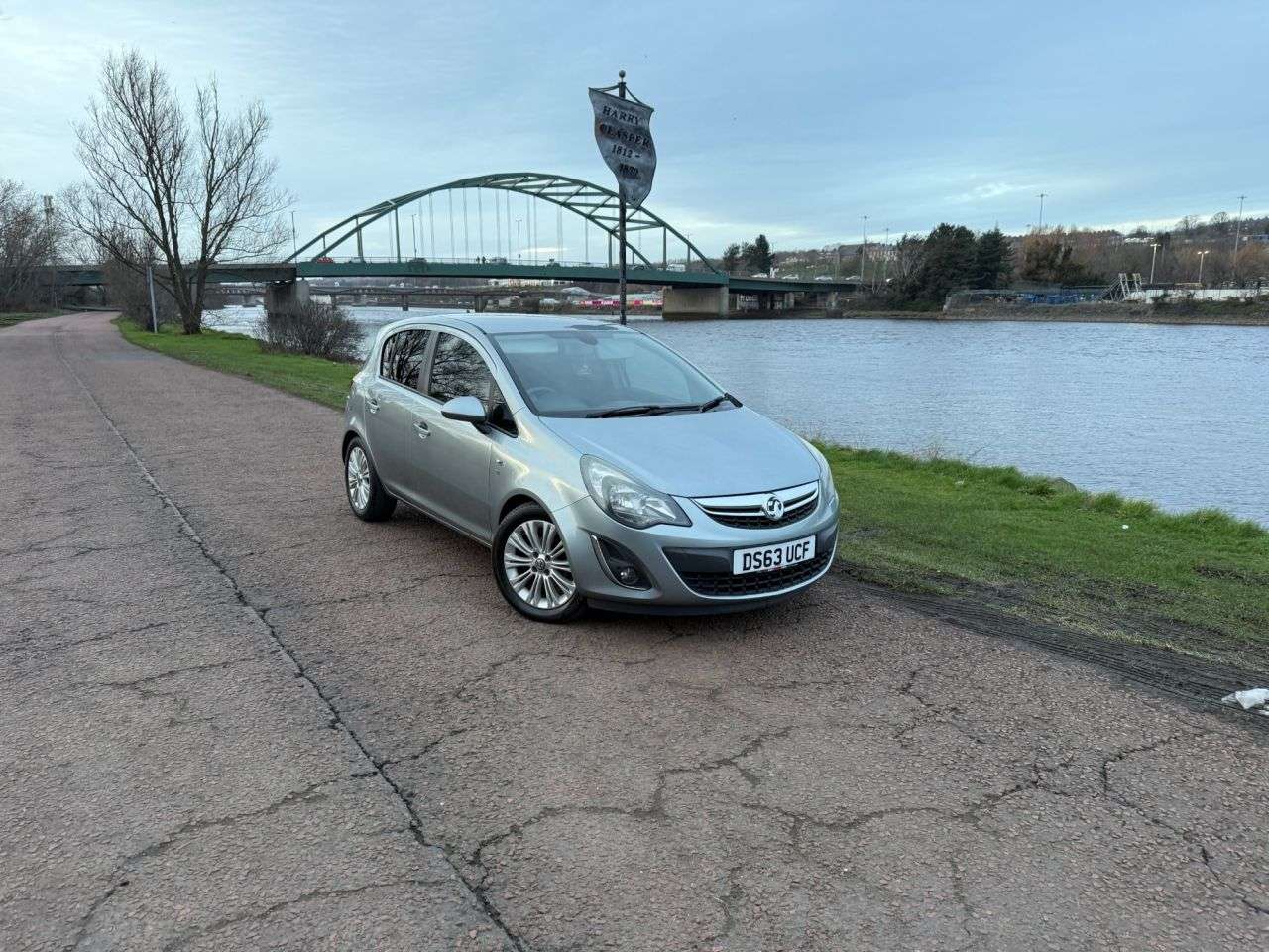 A 2013 VAUXHALL CORSA 1.2 16V SE Hatchback 5dr Petrol Manual Euro 5 (85 ps) **HEATED SEATS** A 2013 VAUXHALL CORSA 1.2 16V SE Hatchback 5dr Petrol Manual Euro 5 (85 ps) **HEATED SEATS**