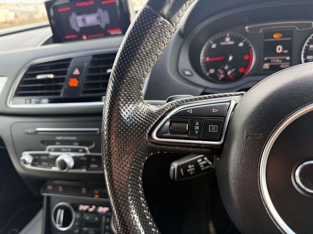 2016 AUDI Q3 2016 AUDI Q3