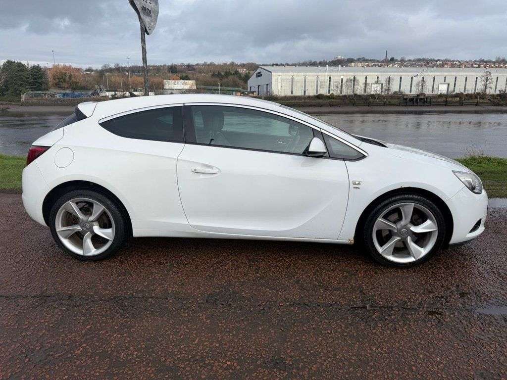 A 2012 VAUXHALL ASTRA GTC 2.0 CDTi SRi Coupe 3dr Diesel Manual Euro 5 (s/s) (165 ps) **SOLD AS SEEN!* A 2012 VAUXHALL ASTRA GTC 2.0 CDTi SRi Coupe 3dr Diesel Manual Euro 5 (s/s) (165 ps) **SOLD AS SEEN!*