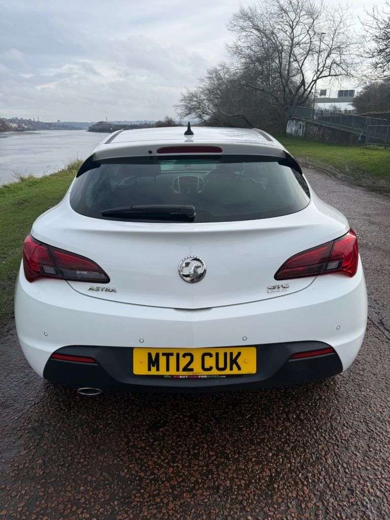 A 2012 VAUXHALL ASTRA GTC 2.0 CDTi SRi Coupe 3dr Diesel Manual Euro 5 (s/s) (165 ps) **SOLD AS SEEN!* A 2012 VAUXHALL ASTRA GTC 2.0 CDTi SRi Coupe 3dr Diesel Manual Euro 5 (s/s) (165 ps) **SOLD AS SEEN!*
