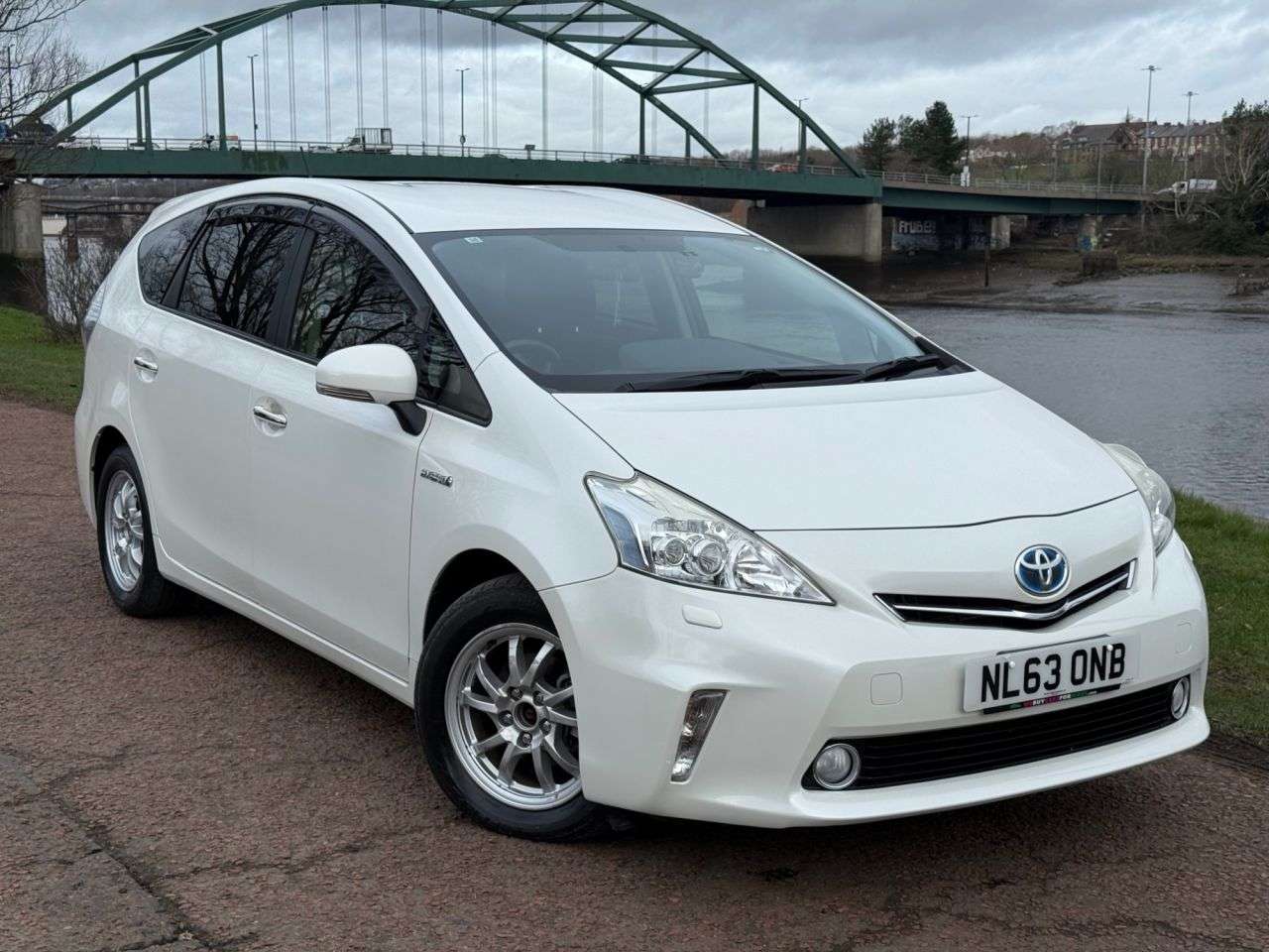 A 2013 TOYOTA PRIUS 1.5 Saloon 4dr Petrol Hybrid CVT (120 g/km, 70 bhp) **JAPANESE IMPORT** A 2013 TOYOTA PRIUS 1.5 Saloon 4dr Petrol Hybrid CVT (120 g/km, 70 bhp) **JAPANESE IMPORT**