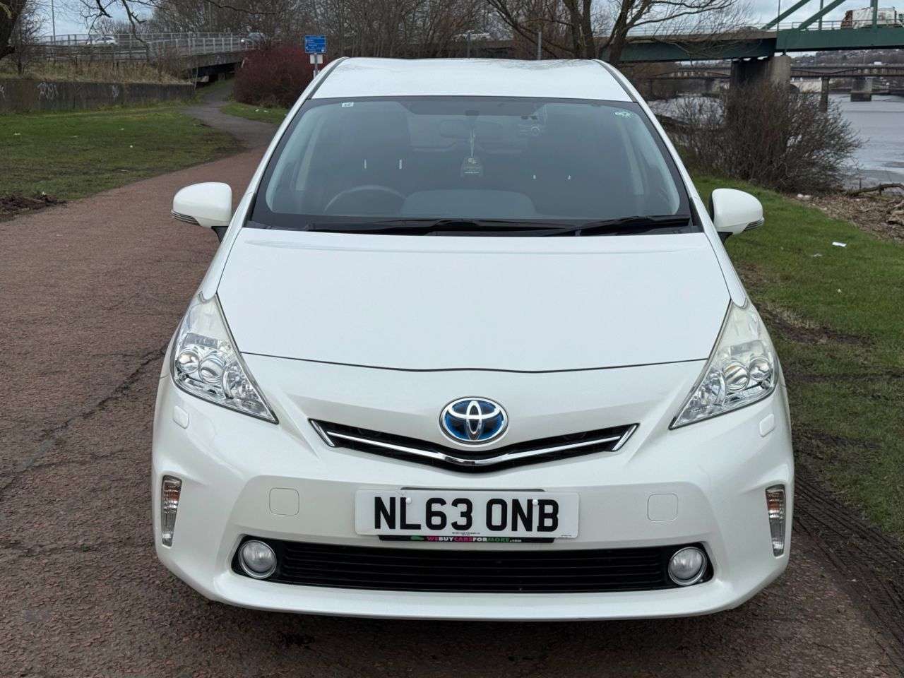 A 2013 TOYOTA PRIUS 1.5 Saloon 4dr Petrol Hybrid CVT (120 g/km, 70 bhp) **JAPANESE IMPORT** A 2013 TOYOTA PRIUS 1.5 Saloon 4dr Petrol Hybrid CVT (120 g/km, 70 bhp) **JAPANESE IMPORT**