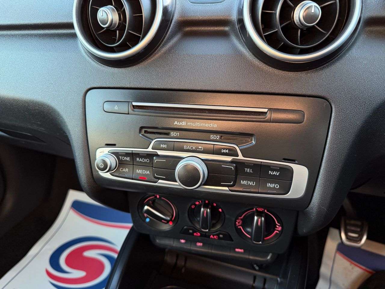 2015 AUDI A1 2015 AUDI A1