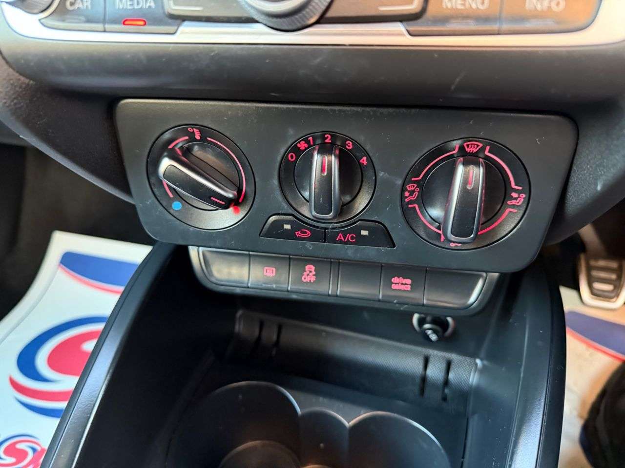 2015 AUDI A1 2015 AUDI A1