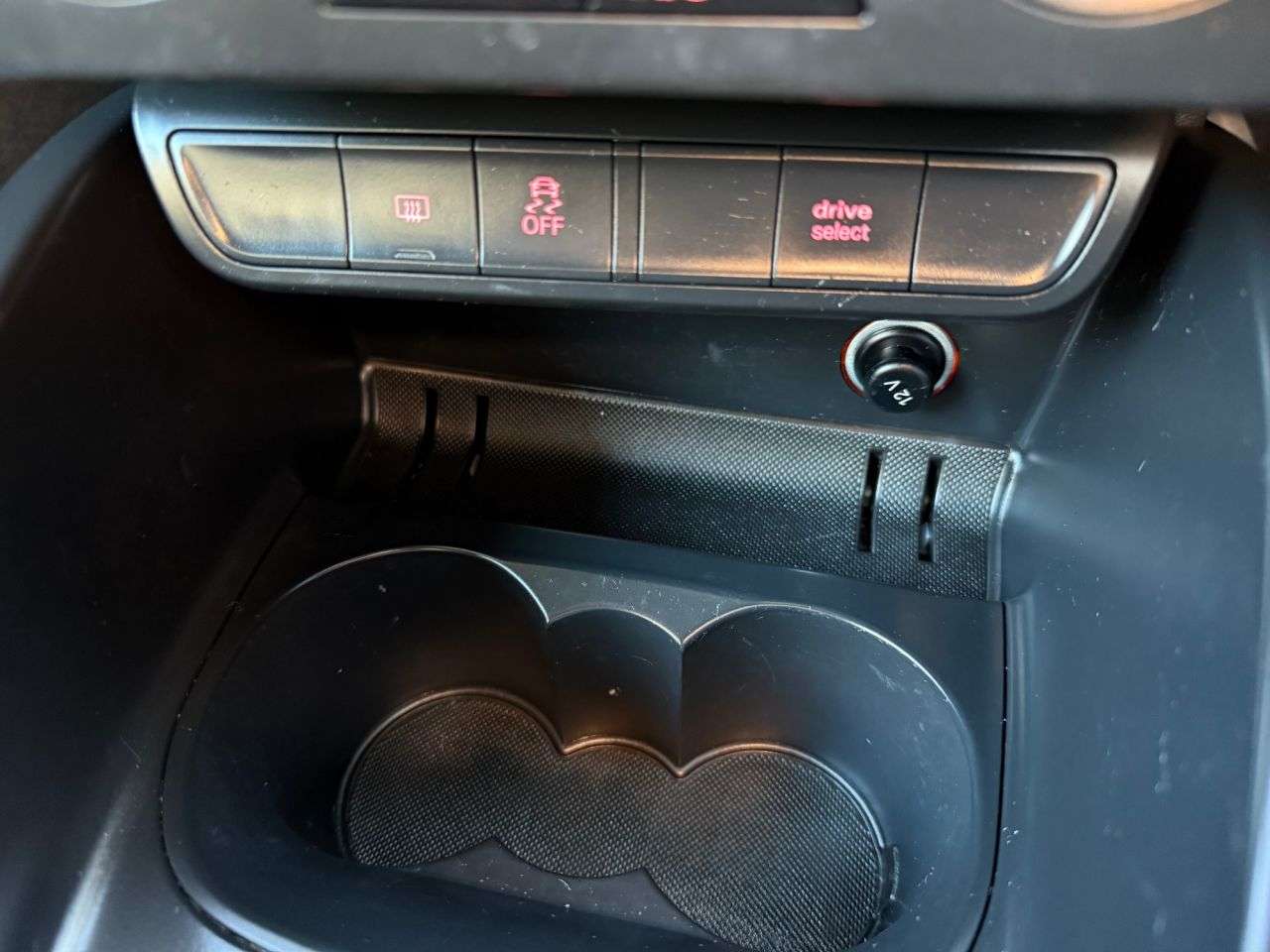 2015 AUDI A1 2015 AUDI A1