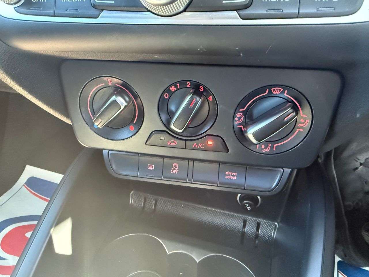 2015 AUDI A1 2015 AUDI A1