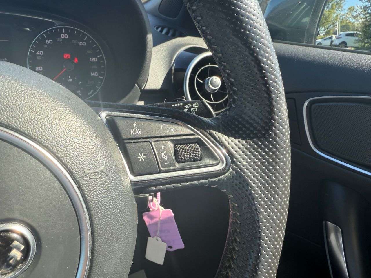 2015 AUDI A1 2015 AUDI A1