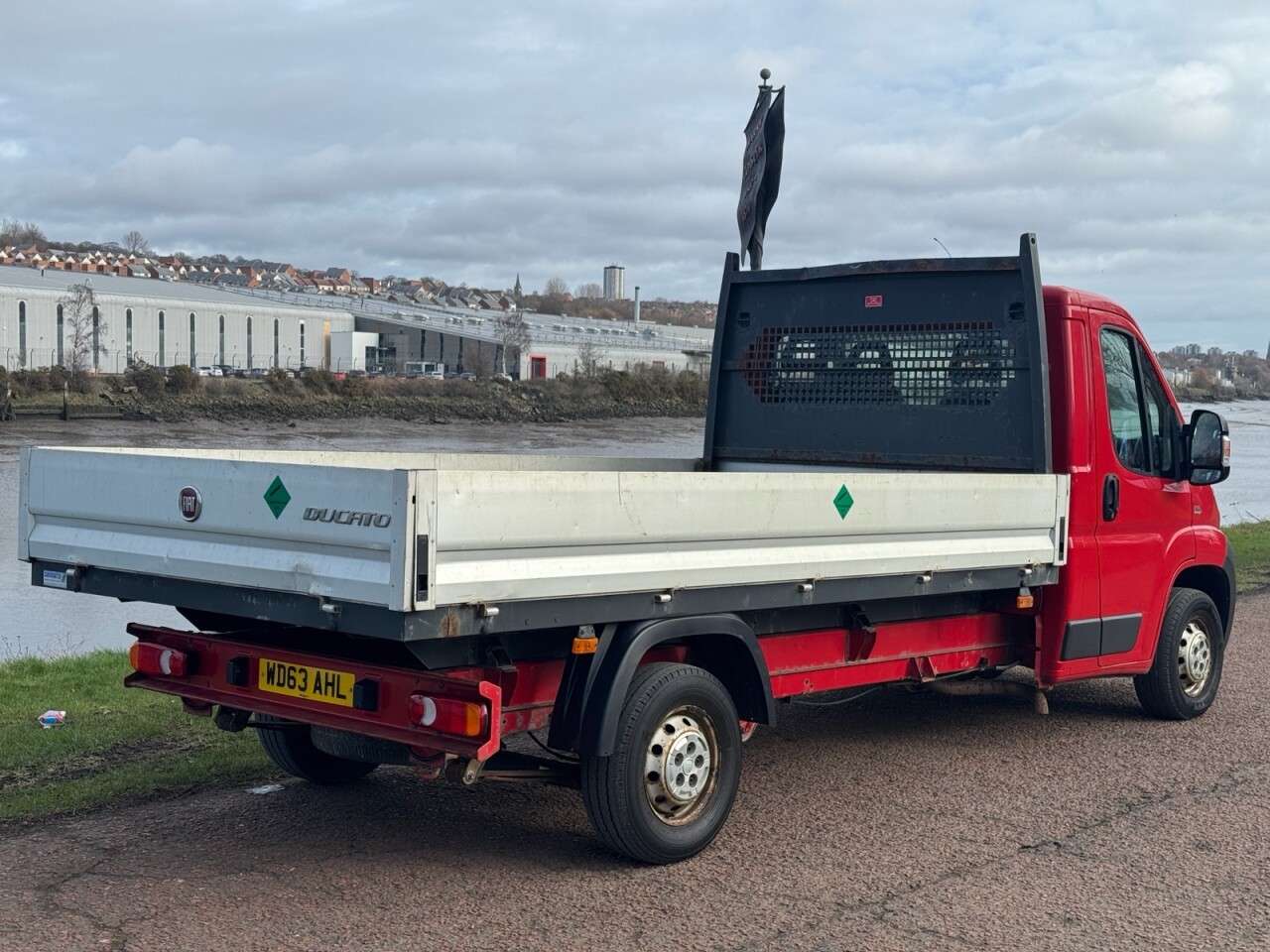 A 2013 FIAT DUCATO 2.3 JTD 35 MultiJetII Dropside 2dr Diesel Manual L2 H1 (189 g/km, 130 bhp) A 2013 FIAT DUCATO 2.3 JTD 35 MultiJetII Dropside 2dr Diesel Manual L2 H1 (189 g/km, 130 bhp)