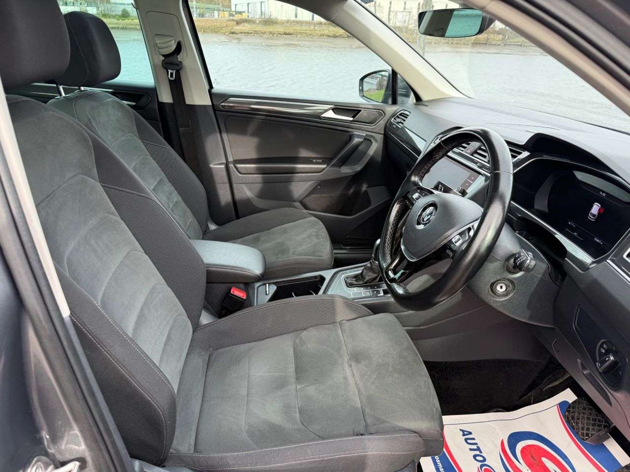 2018 VOLKSWAGEN TIGUAN 2018 VOLKSWAGEN TIGUAN