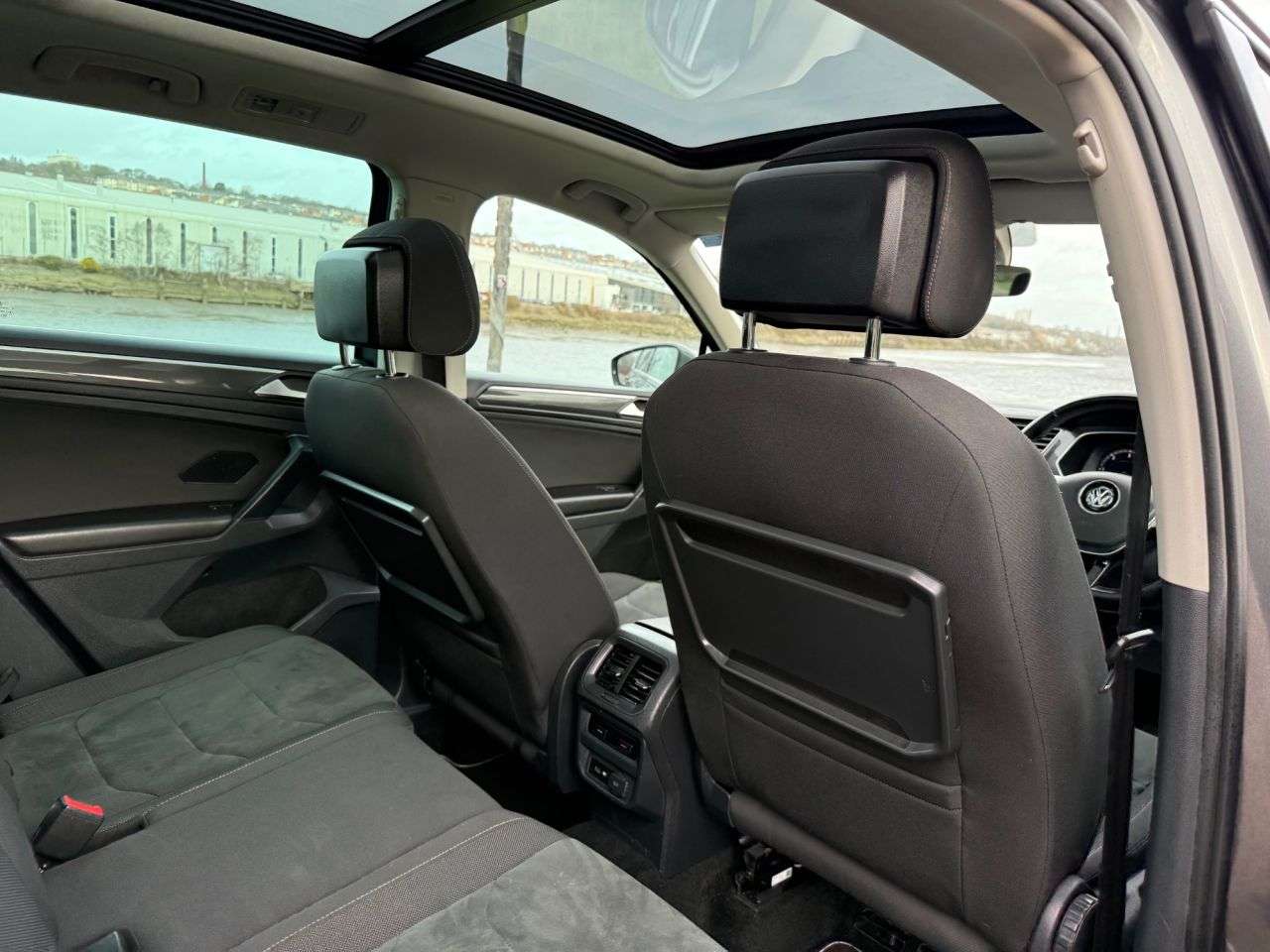 2018 VOLKSWAGEN TIGUAN 2018 VOLKSWAGEN TIGUAN