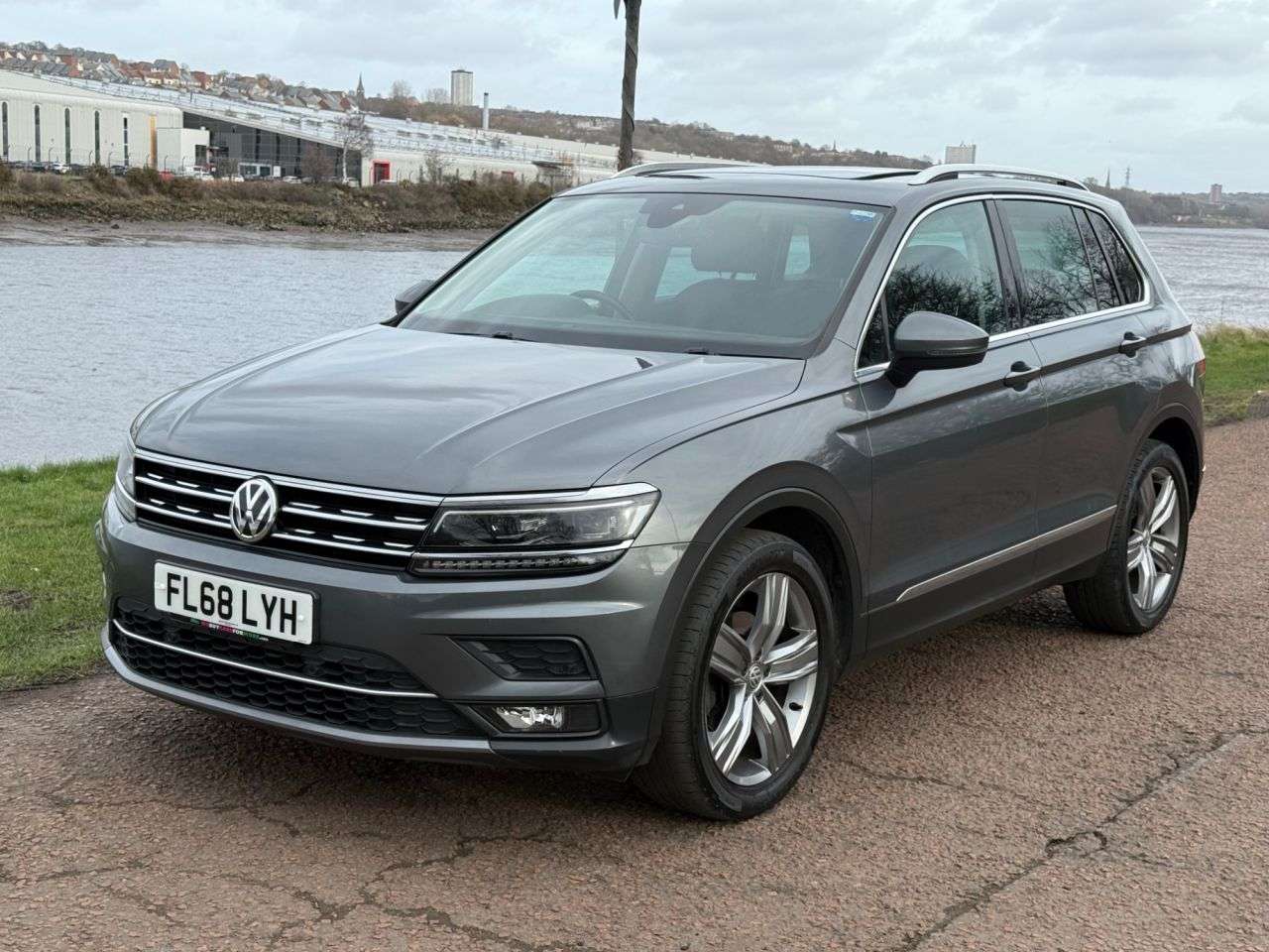 2018 VOLKSWAGEN TIGUAN 2018 VOLKSWAGEN TIGUAN
