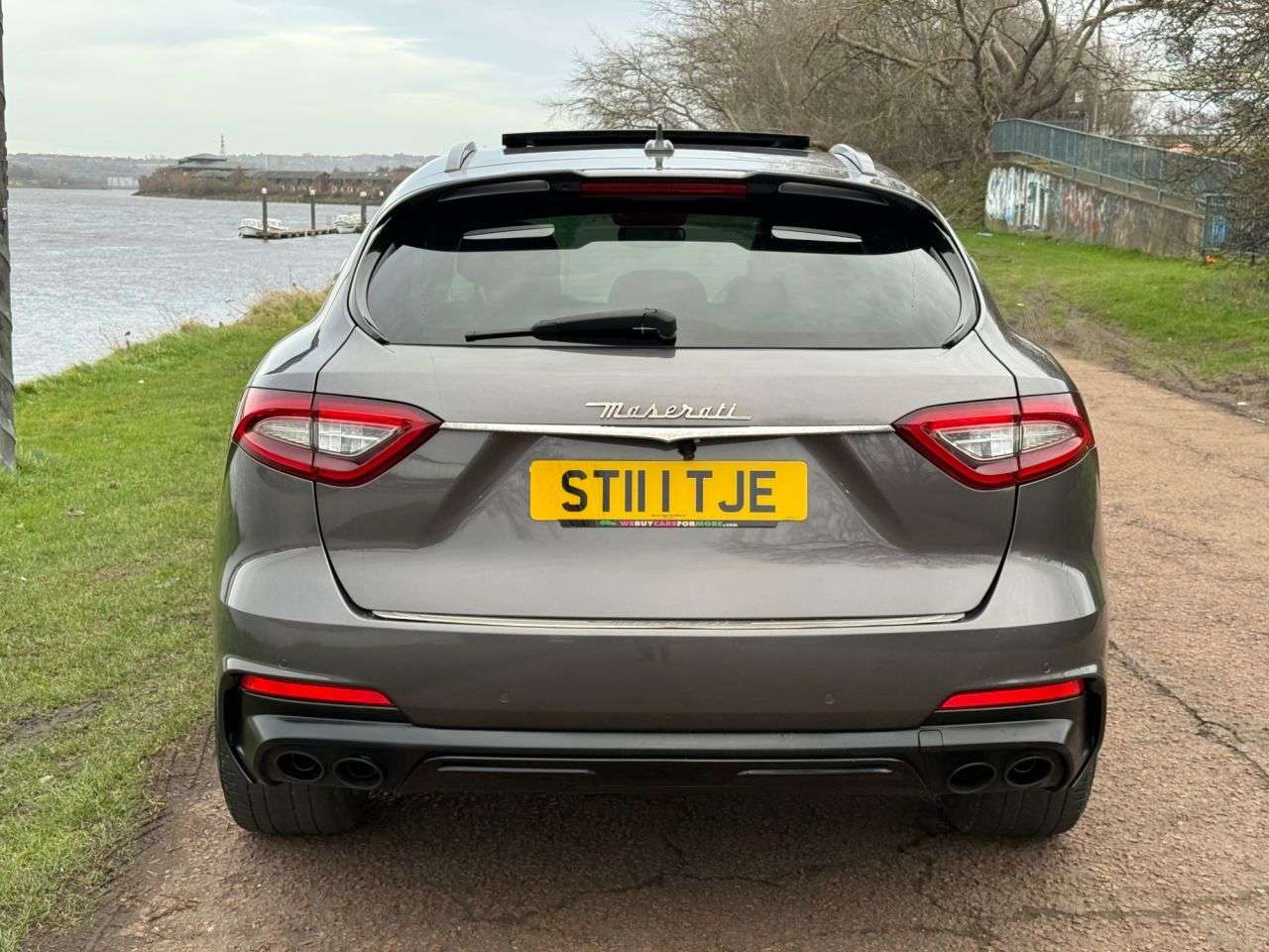 A 2019 MASERATI GRANSPORT 3.0 V6 SUV 5dr Petrol ZF 4WD Euro 6 (s/s) (350 ps) **22" MULTI-SPOKE ALLOYS A 2019 MASERATI GRANSPORT 3.0 V6 SUV 5dr Petrol ZF 4WD Euro 6 (s/s) (350 ps) **22" MULTI-SPOKE ALLOYS