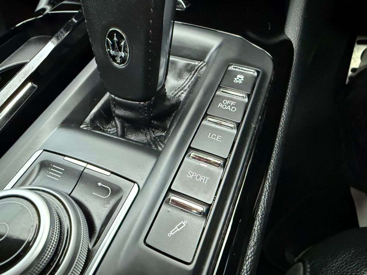 2019 MASERATI GRANSPORT 2019 MASERATI GRANSPORT