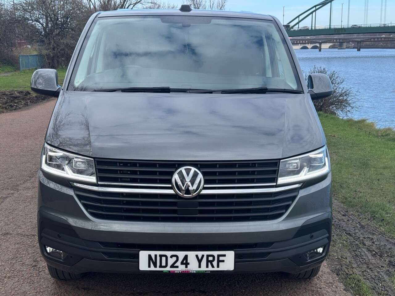A 2024 VOLKSWAGEN TRANSPORTER 2.0 TDI T32 Highline Kombi Double Cab 5dr Diesel DSG FWD LWB High Roof Euro A 2024 VOLKSWAGEN TRANSPORTER 2.0 TDI T32 Highline Kombi Double Cab 5dr Diesel DSG FWD LWB High Roof Euro