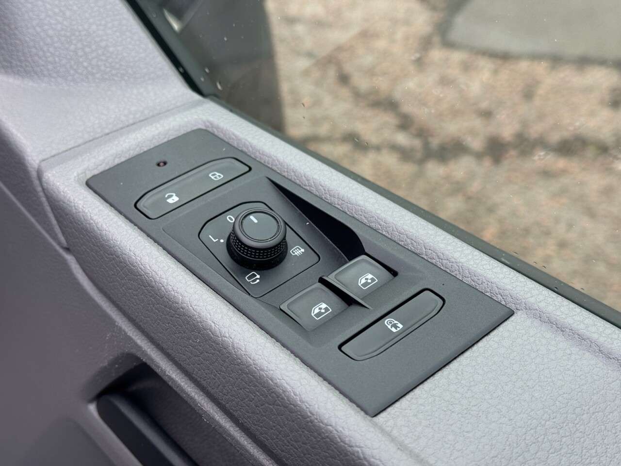 2024 VOLKSWAGEN TRANSPORTER 2024 VOLKSWAGEN TRANSPORTER