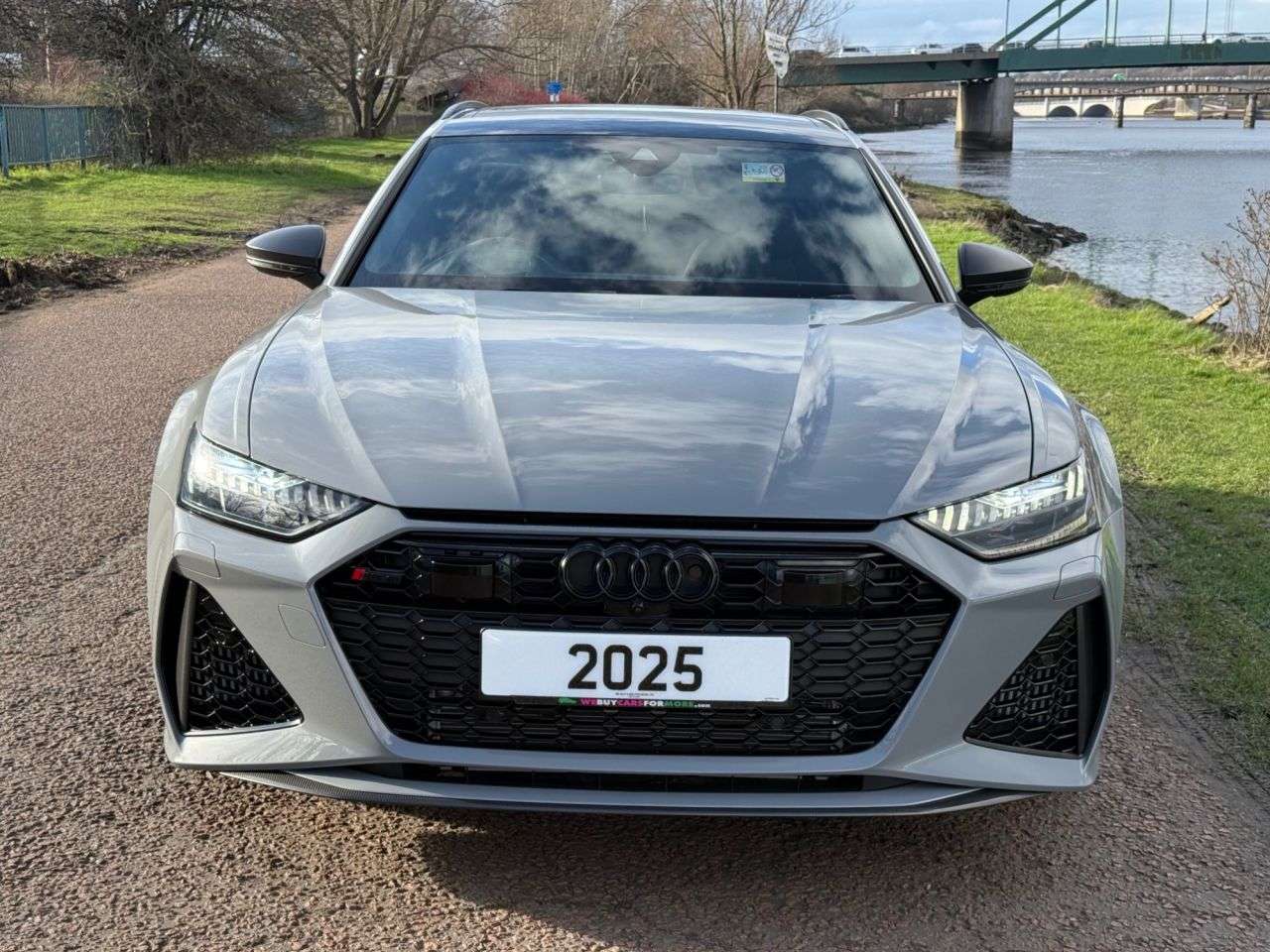 A 2025 AUDI RS6 AVANT 4.0 TFSI V8 Performance Carbon Vorsprung Estate 5dr Petrol Tiptronic quattr A 2025 AUDI RS6 AVANT 4.0 TFSI V8 Performance Carbon Vorsprung Estate 5dr Petrol Tiptronic quattr