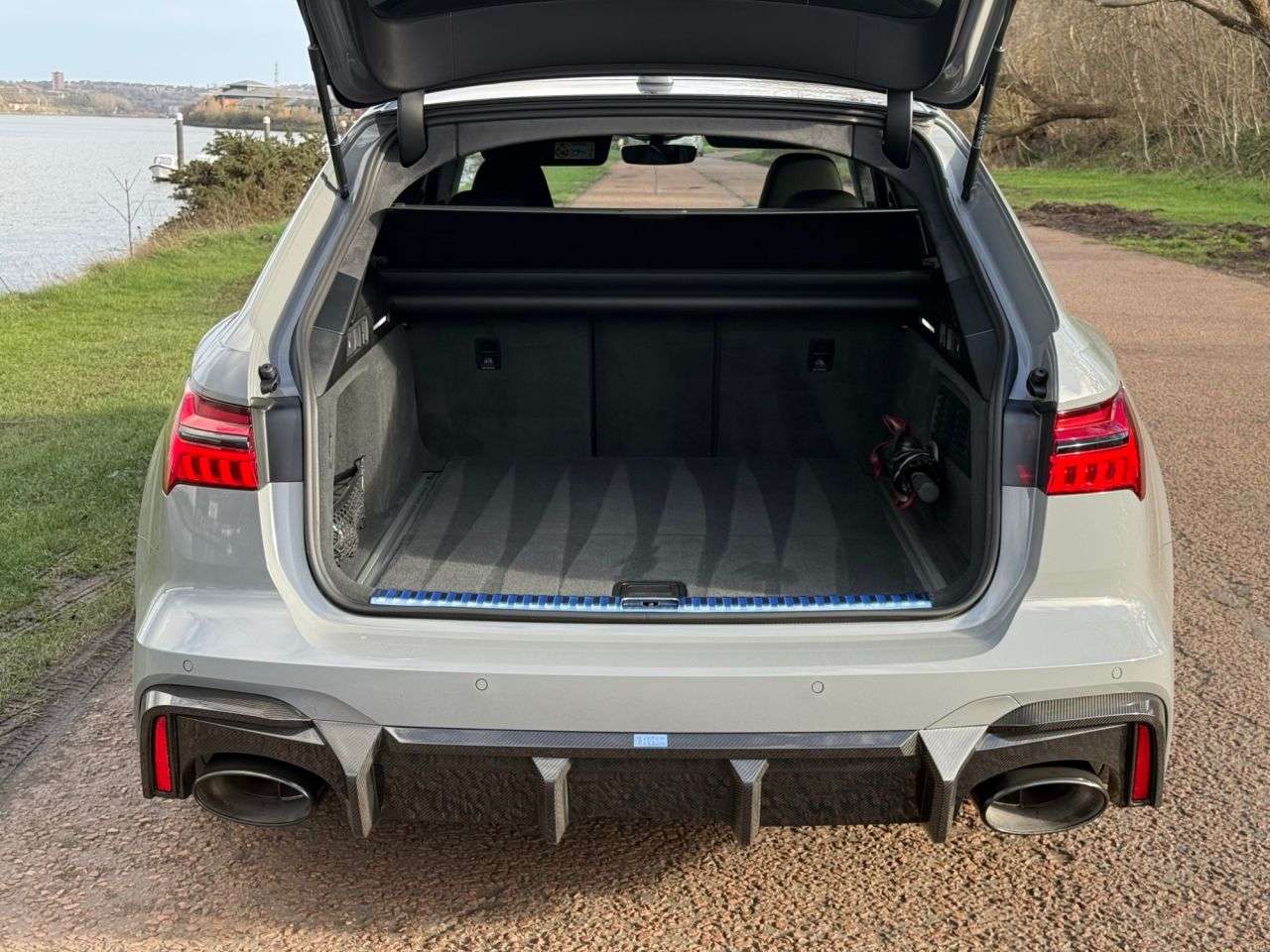 2025 AUDI RS6 AVANT 2025 AUDI RS6 AVANT