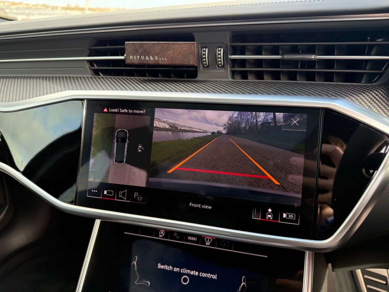 2025 AUDI RS6 AVANT 2025 AUDI RS6 AVANT