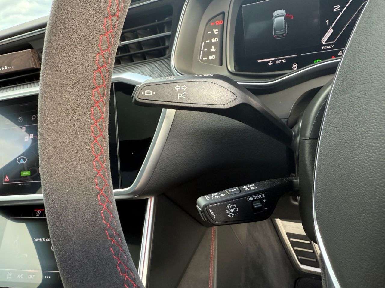 2025 AUDI RS6 AVANT 2025 AUDI RS6 AVANT