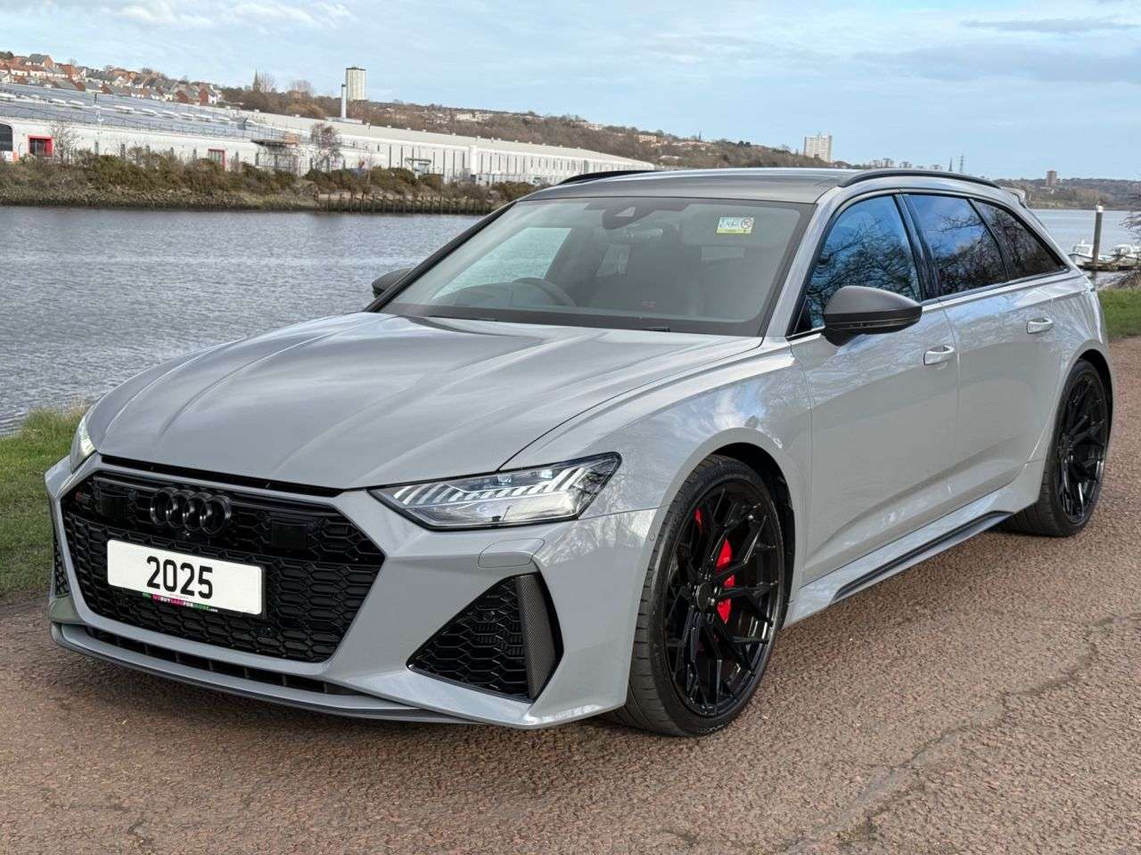 2025 AUDI RS6 AVANT 2025 AUDI RS6 AVANT