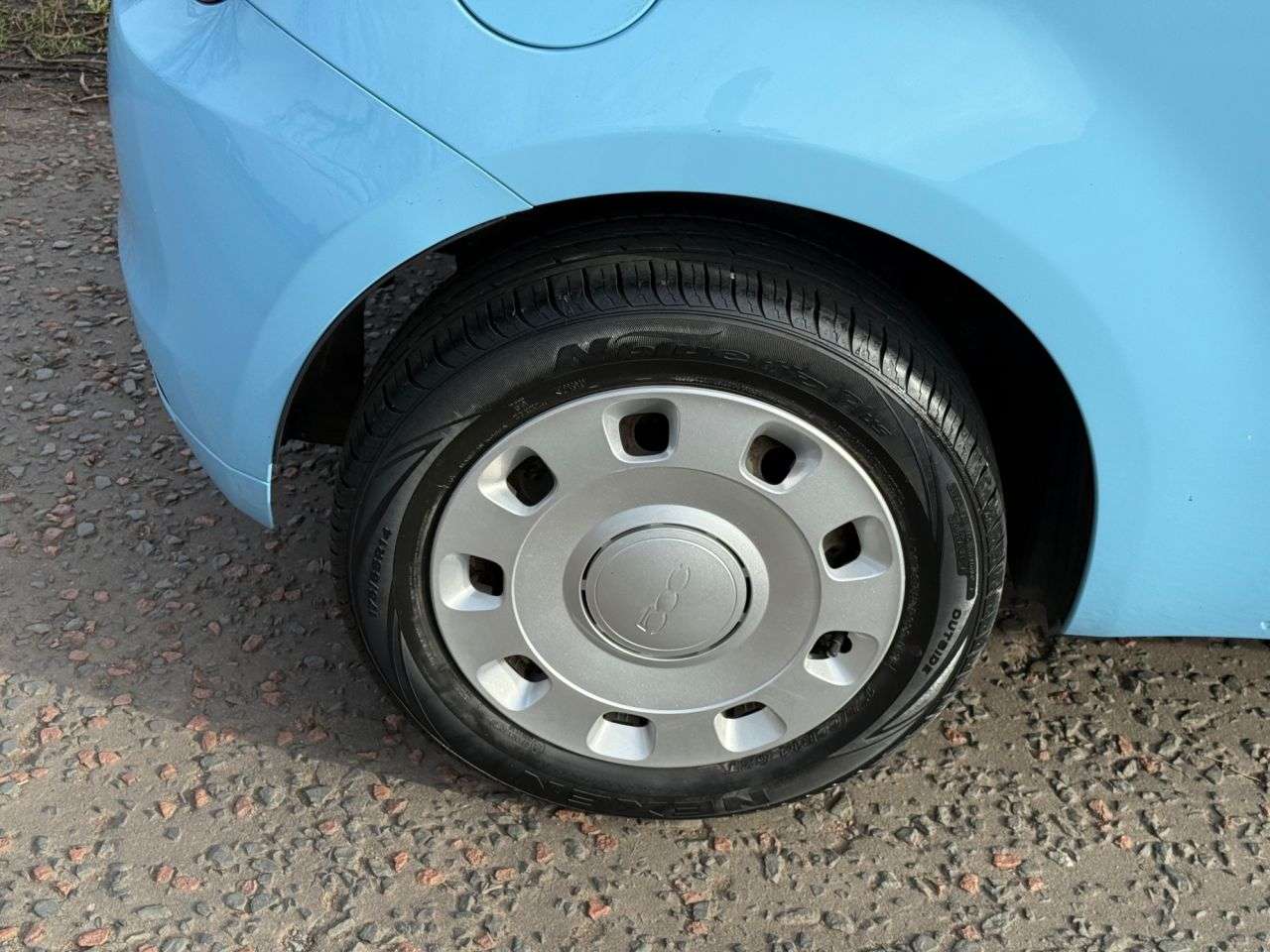 2017 FIAT 500 2017 FIAT 500