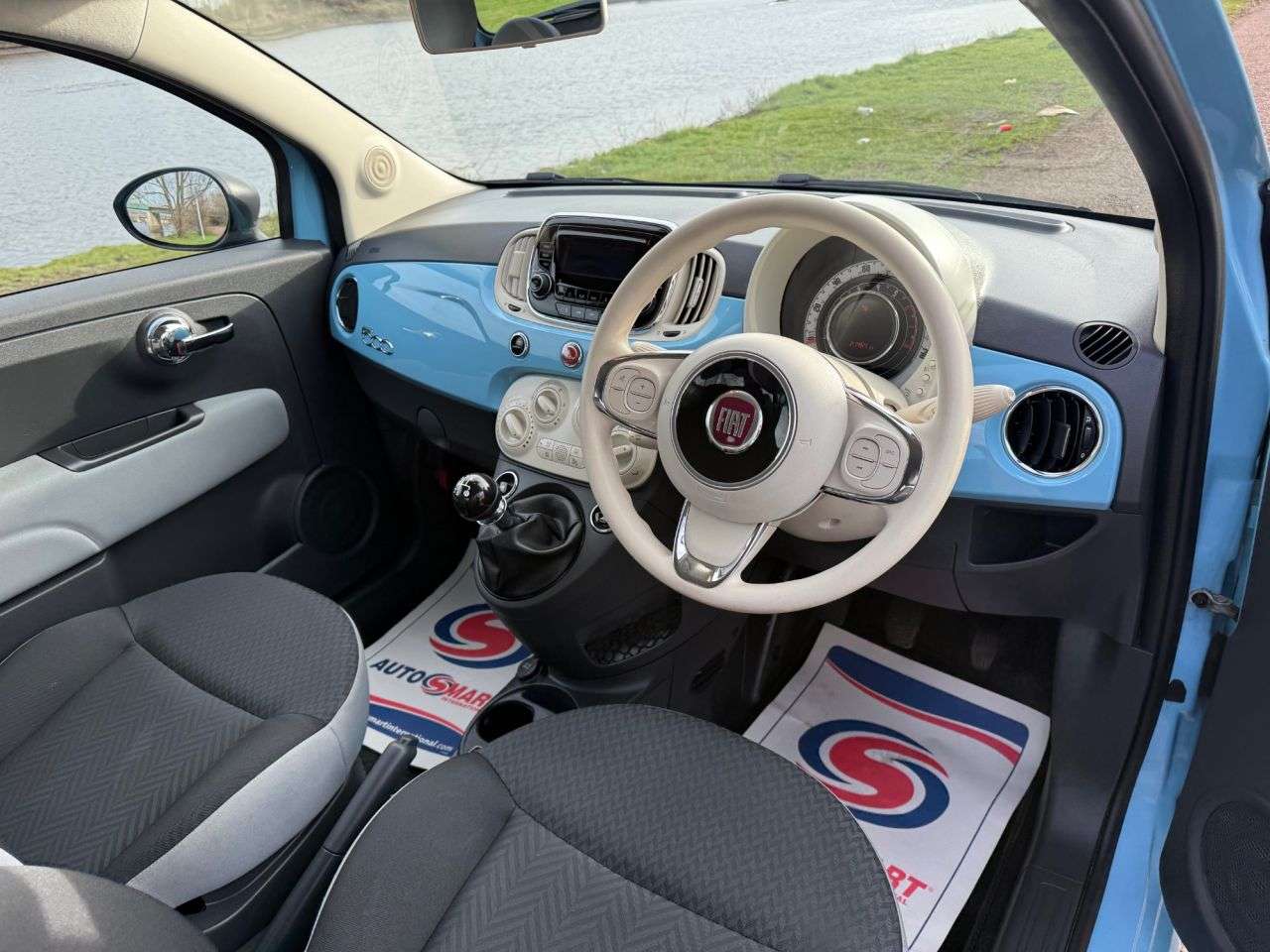 2017 FIAT 500 2017 FIAT 500