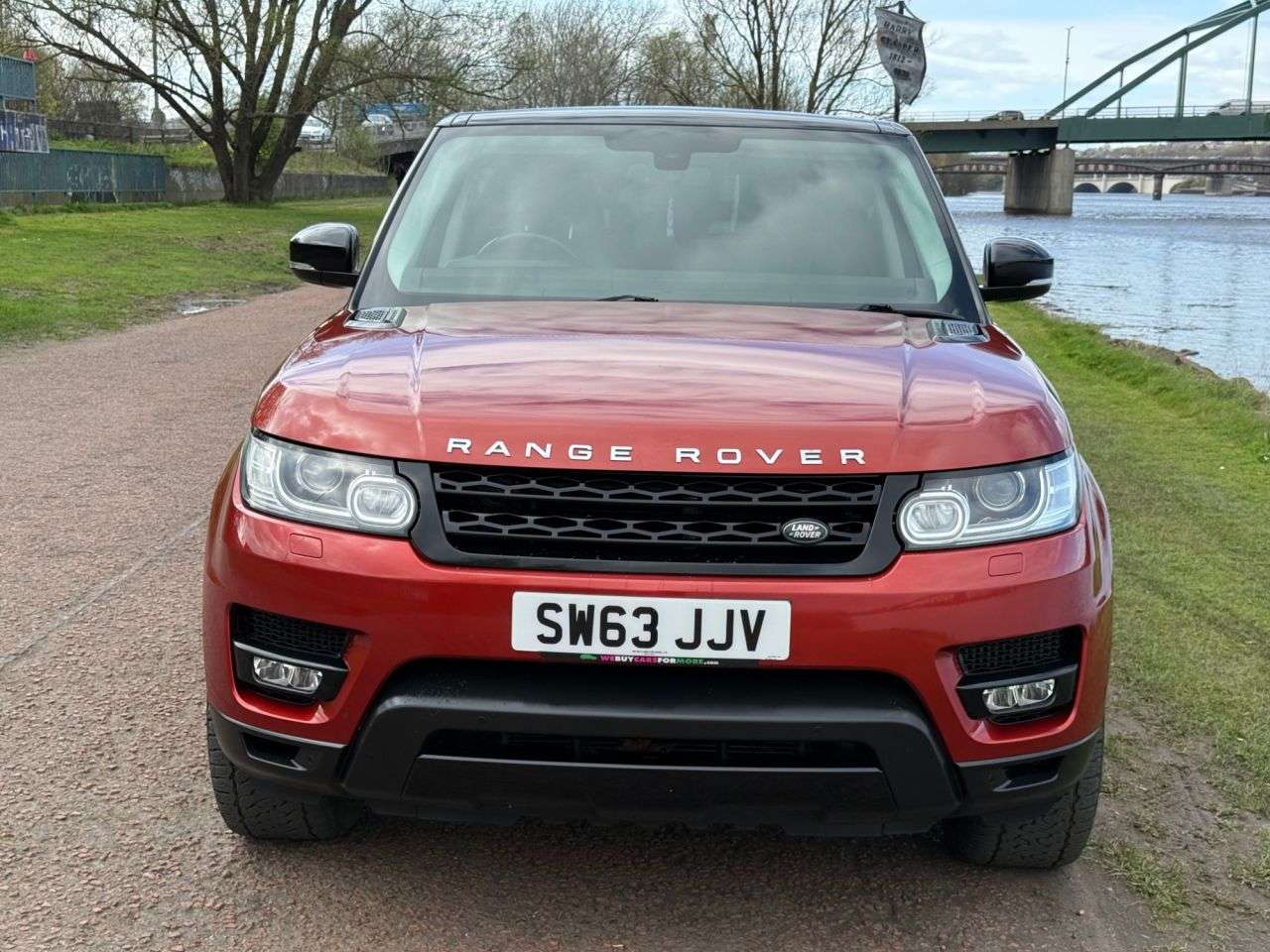 A 2013 LAND ROVER RANGE ROVER SPORT 3.0 SD V6 HSE SUV 5dr Diesel Auto 4WD Euro 5 (s/s) (292 ps) **CRUISE CONTRO A 2013 LAND ROVER RANGE ROVER SPORT 3.0 SD V6 HSE SUV 5dr Diesel Auto 4WD Euro 5 (s/s) (292 ps) **CRUISE CONTRO