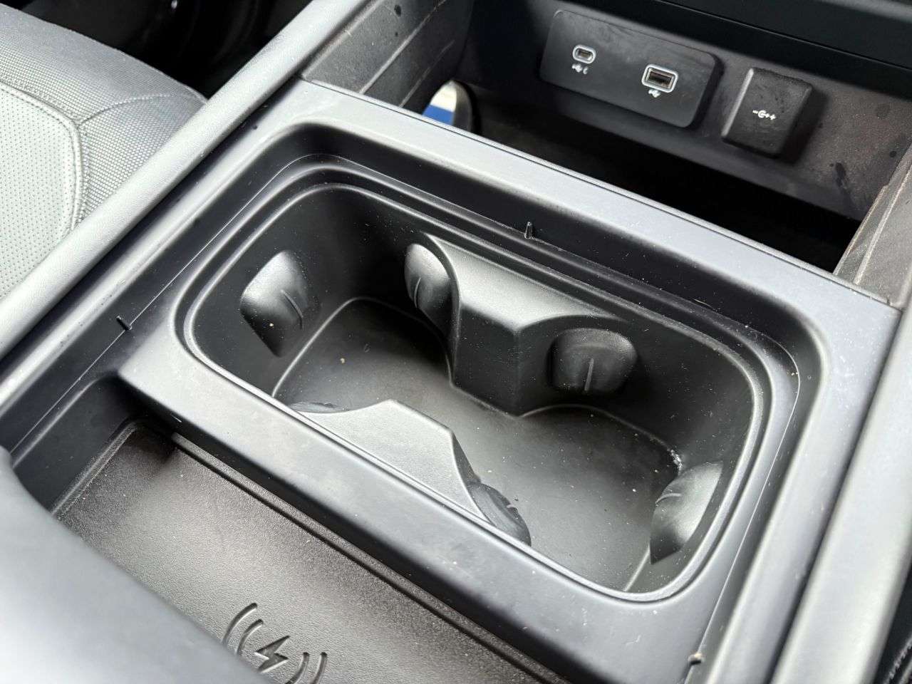 2024 LAND ROVER DEFENDER 2024 LAND ROVER DEFENDER