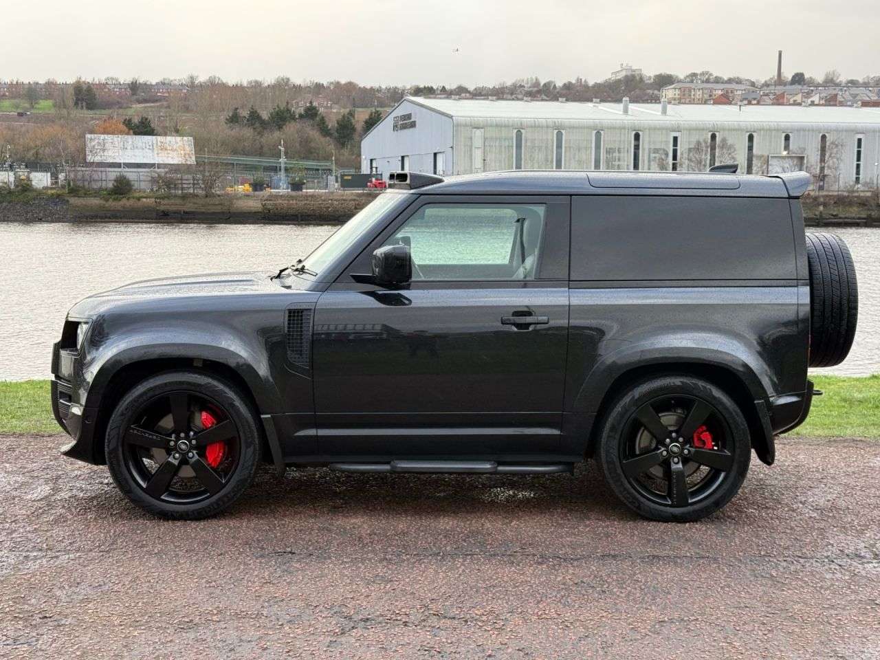 2024 LAND ROVER DEFENDER 2024 LAND ROVER DEFENDER