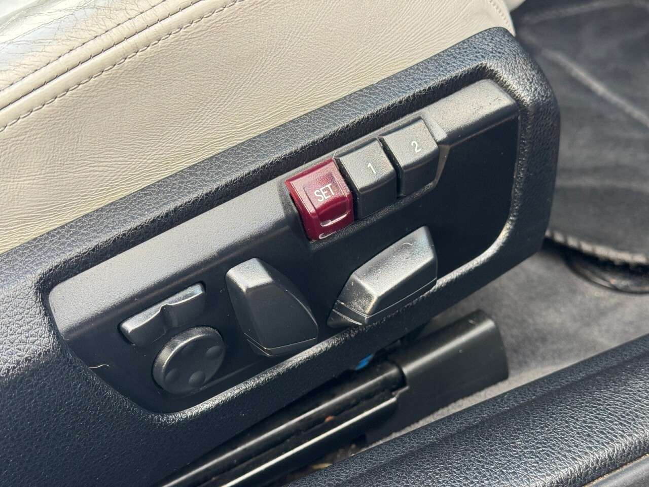 2014 BMW M4 2014 BMW M4