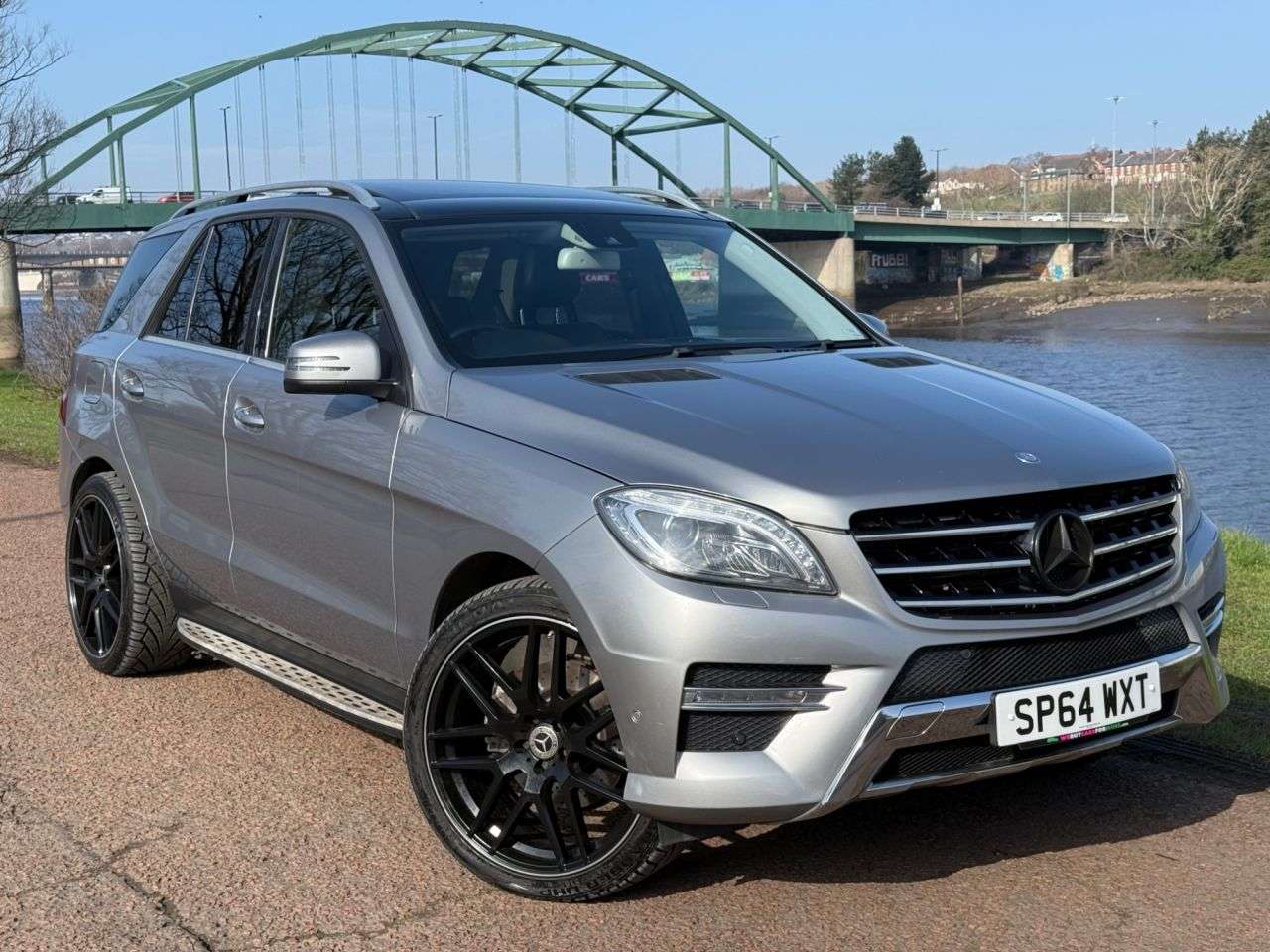 A 2015 MERCEDES-BENZ M-CLASS 3.0 ML350 V6 BlueTEC AMG Line SUV 5dr Diesel G-Tronic 4WD Euro 6 (s/s) (258 A 2015 MERCEDES-BENZ M-CLASS 3.0 ML350 V6 BlueTEC AMG Line SUV 5dr Diesel G-Tronic 4WD Euro 6 (s/s) (258