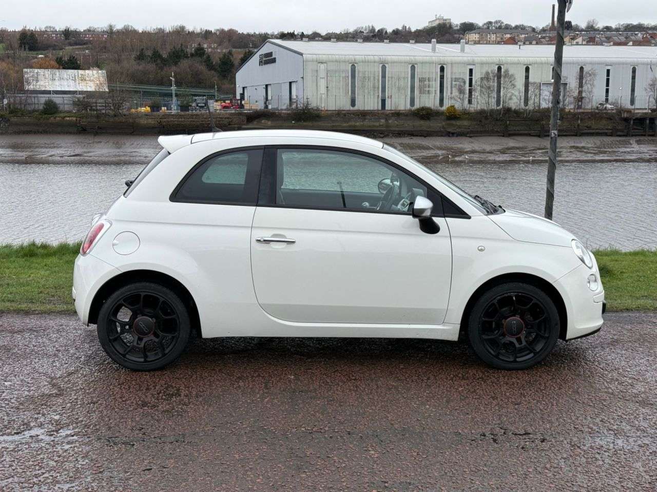 A 2012 FIAT 500 1.2 Street Hatchback 3dr Petrol Manual Euro 5 (s/s) (69 bhp) **HALF LEATHER A 2012 FIAT 500 1.2 Street Hatchback 3dr Petrol Manual Euro 5 (s/s) (69 bhp) **HALF LEATHER