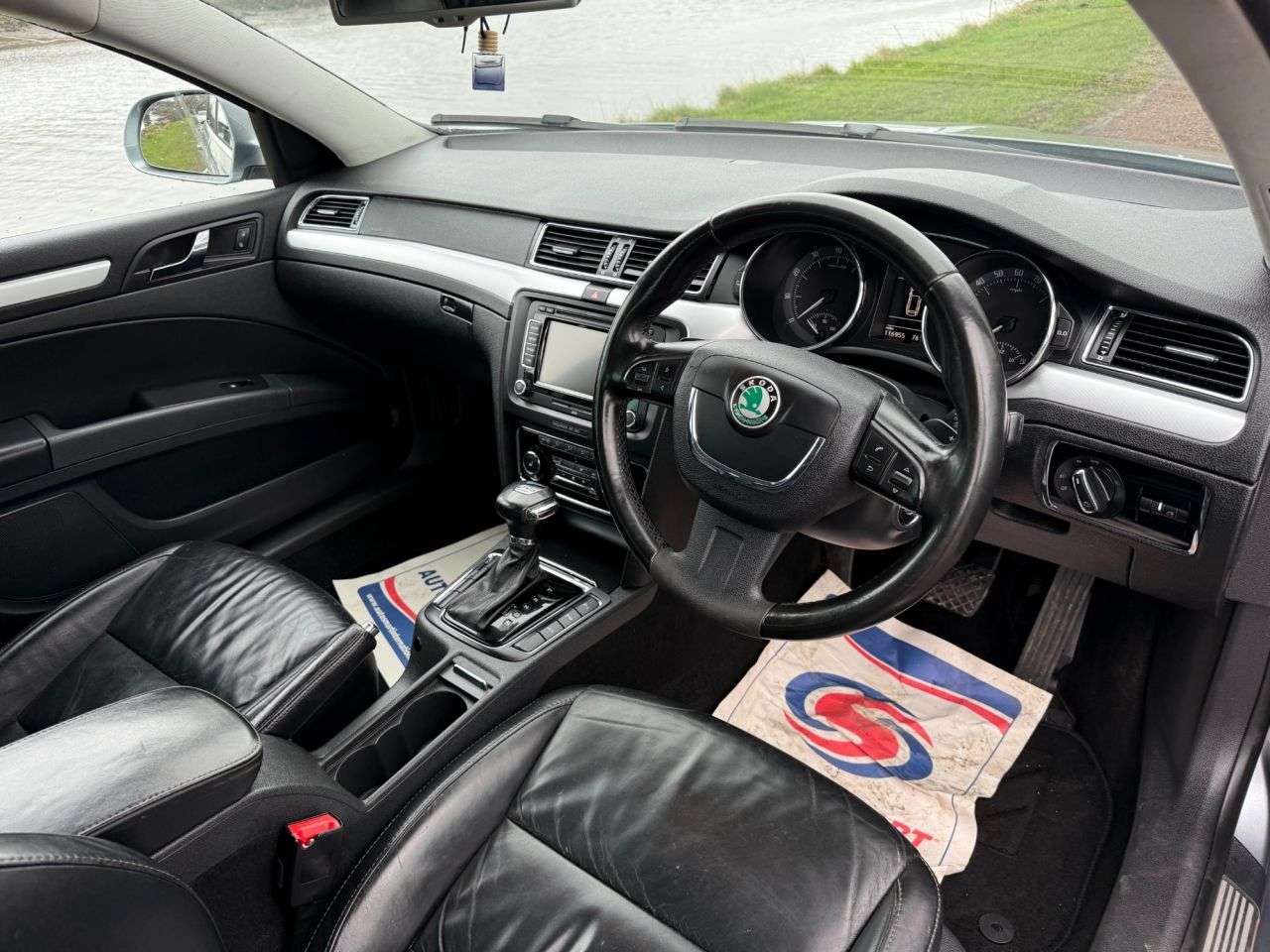 2011 SKODA SUPERB 2011 SKODA SUPERB